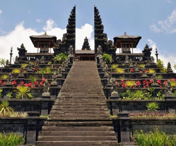 besakih temple1